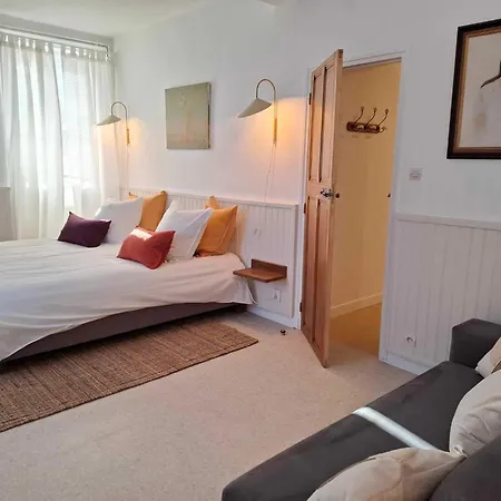 Mas Notre-dame, Adults Only, Situation Ideale, Grand Jardin Paisible Guest house Grospierres